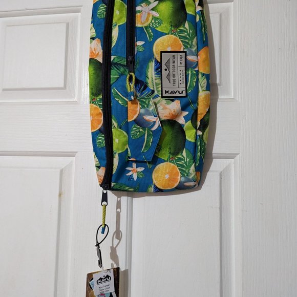 KAVU Kiyo Carryall Ocean Citrus Belt Bag Hip Sling Shoulder Bag New! - Picture 8 of 9